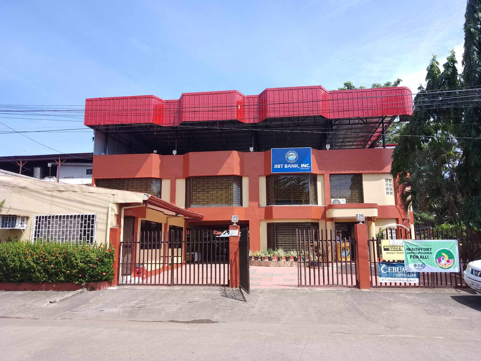 RBT Bank Inc. branch building